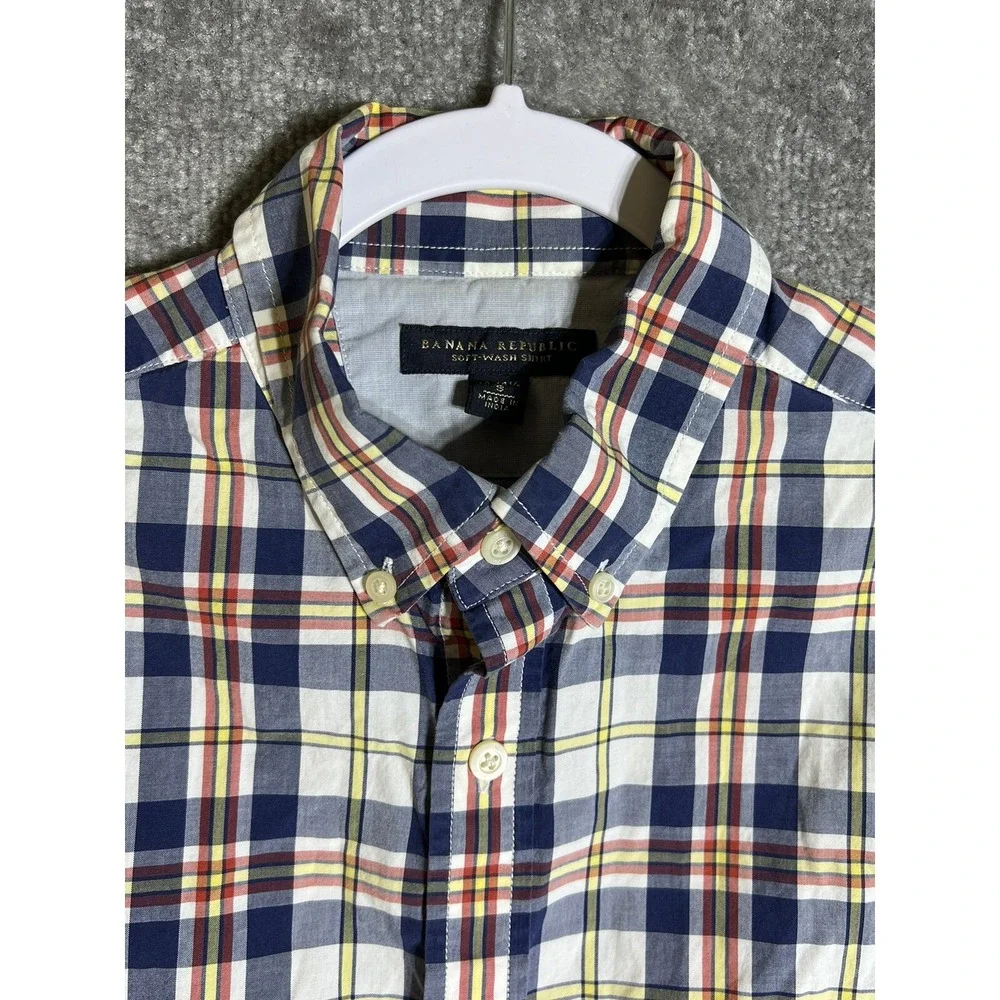 Banana Republic Soft Wash Plaid Button Down Shirt Mens Size Small Long Sleeve